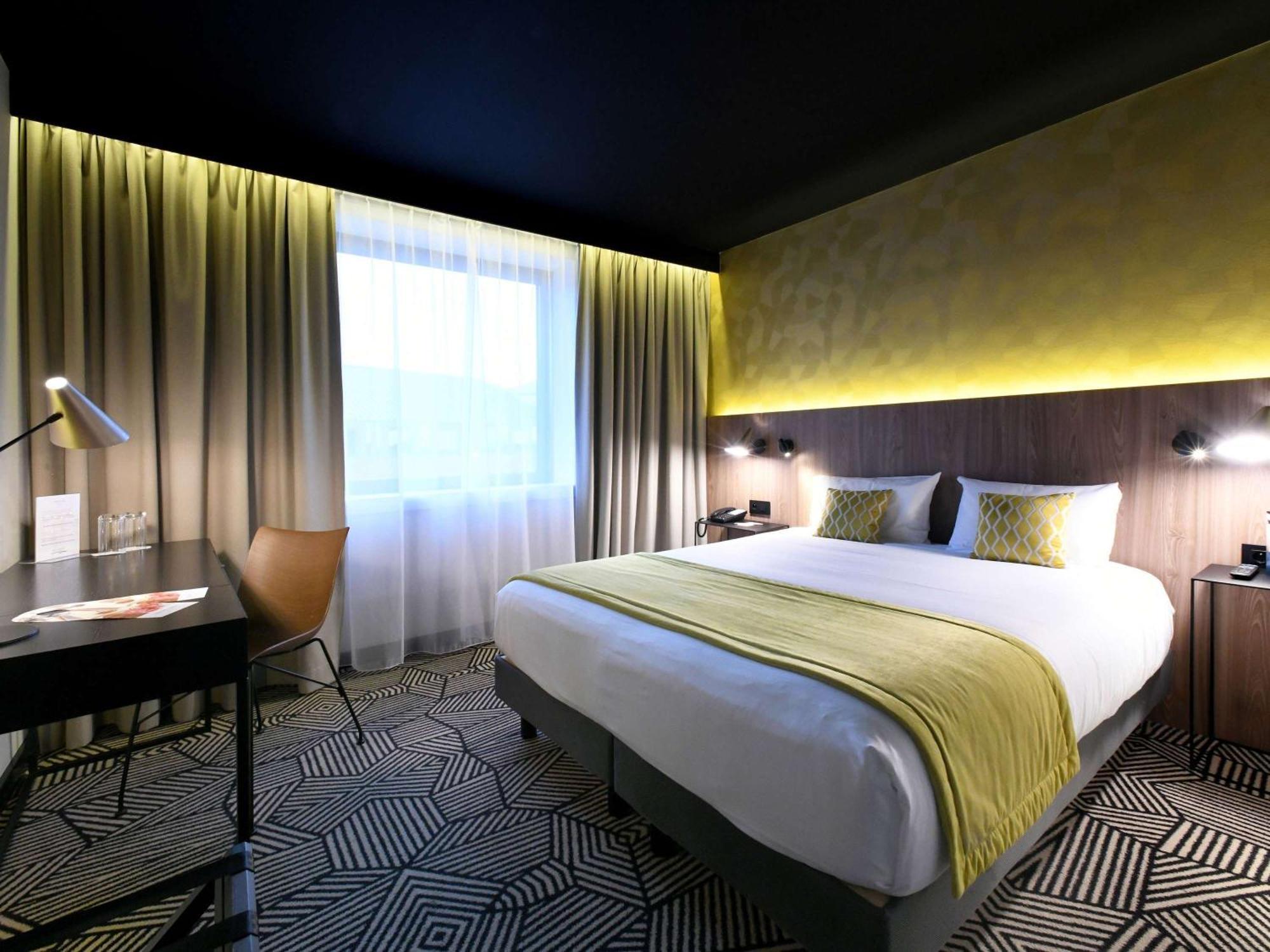 Mercure Arras Centre Gare Екстер'єр фото