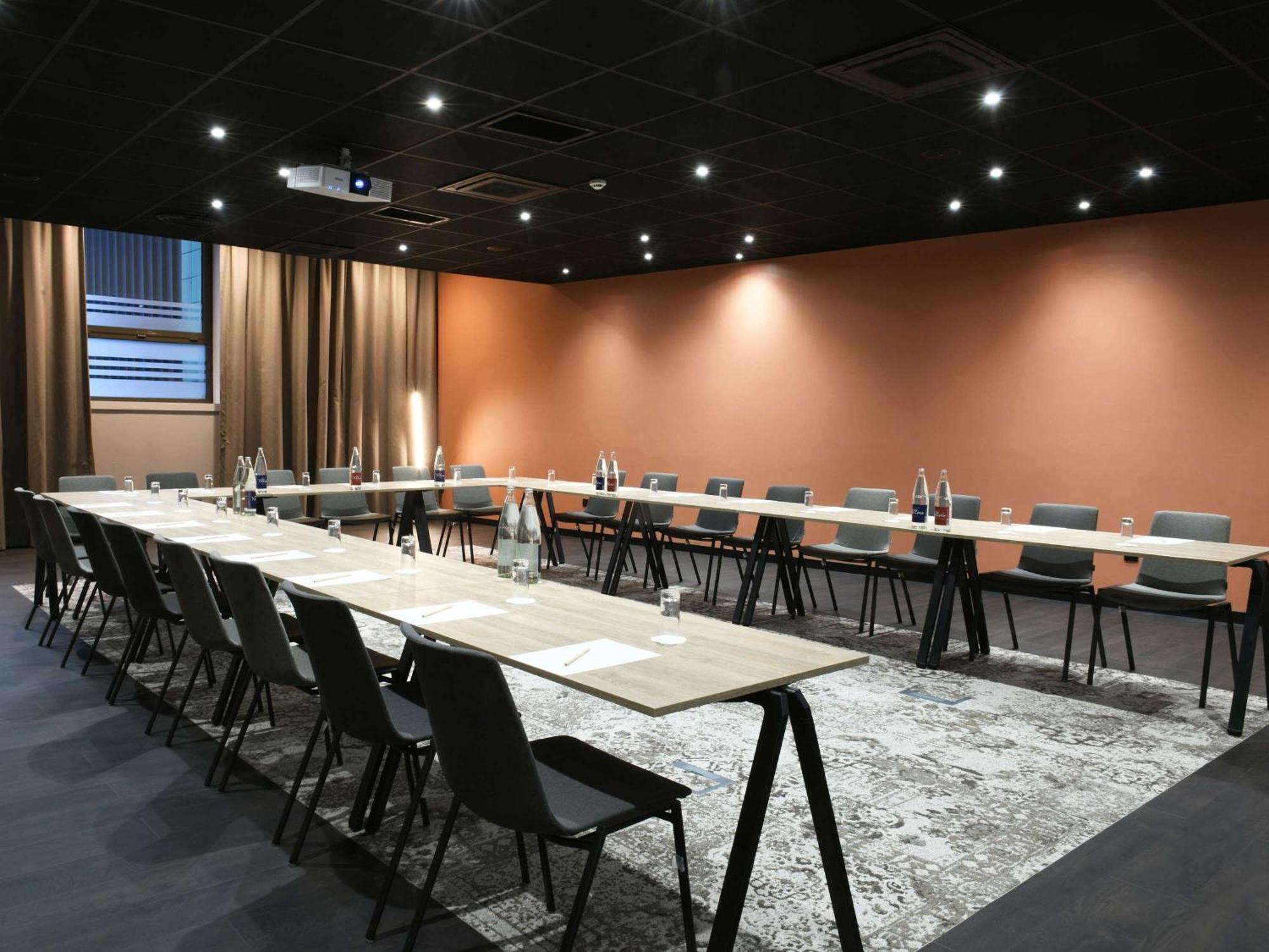 Mercure Arras Centre Gare Екстер'єр фото