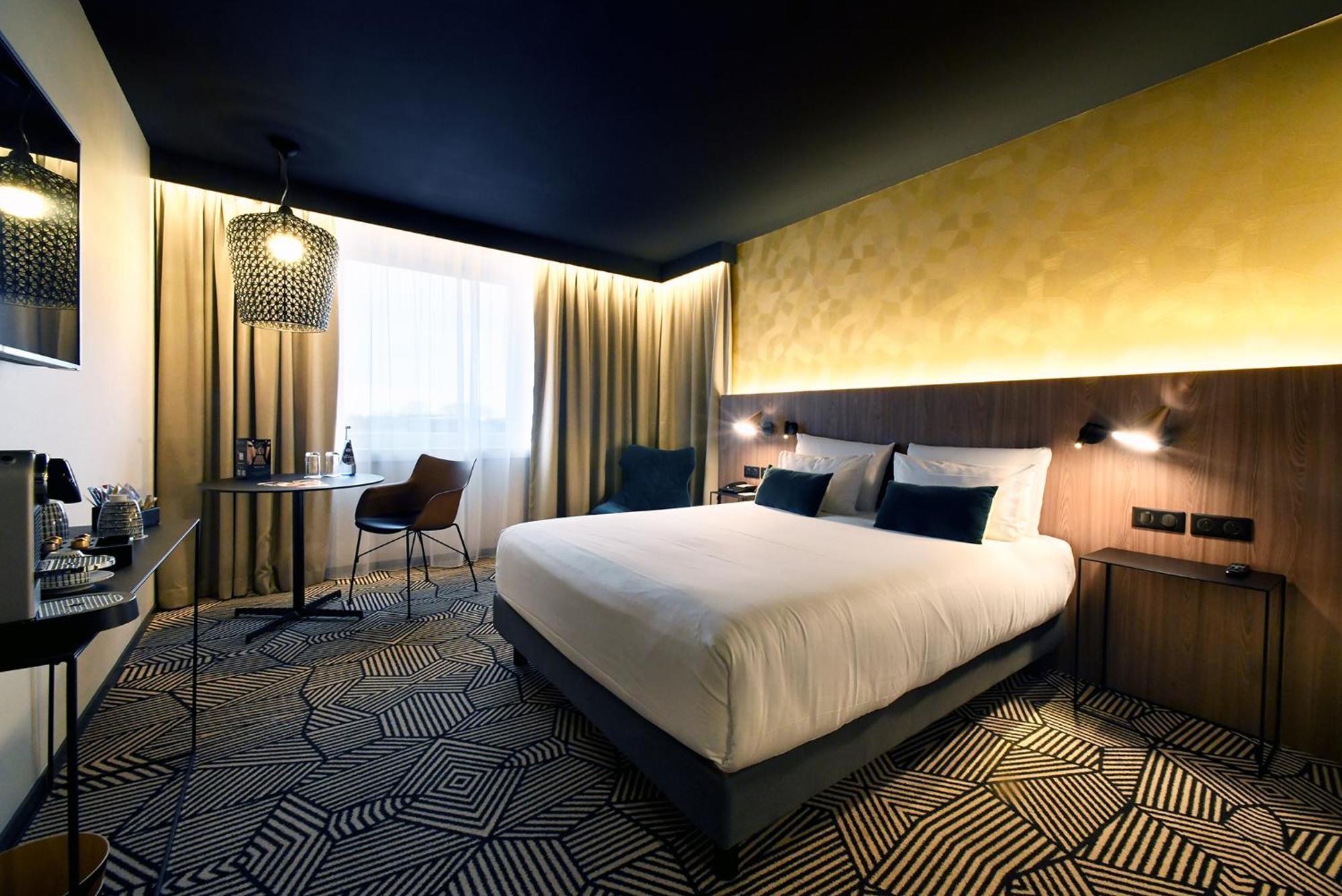 Mercure Arras Centre Gare Екстер'єр фото